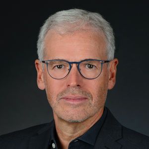 Profile Holger Schmidt 300x300