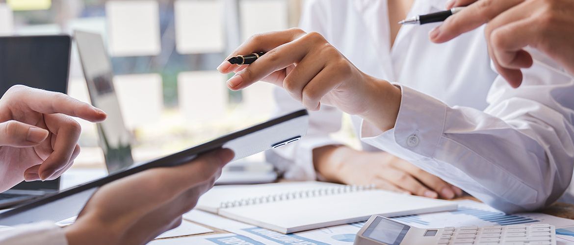 Financial Services Header